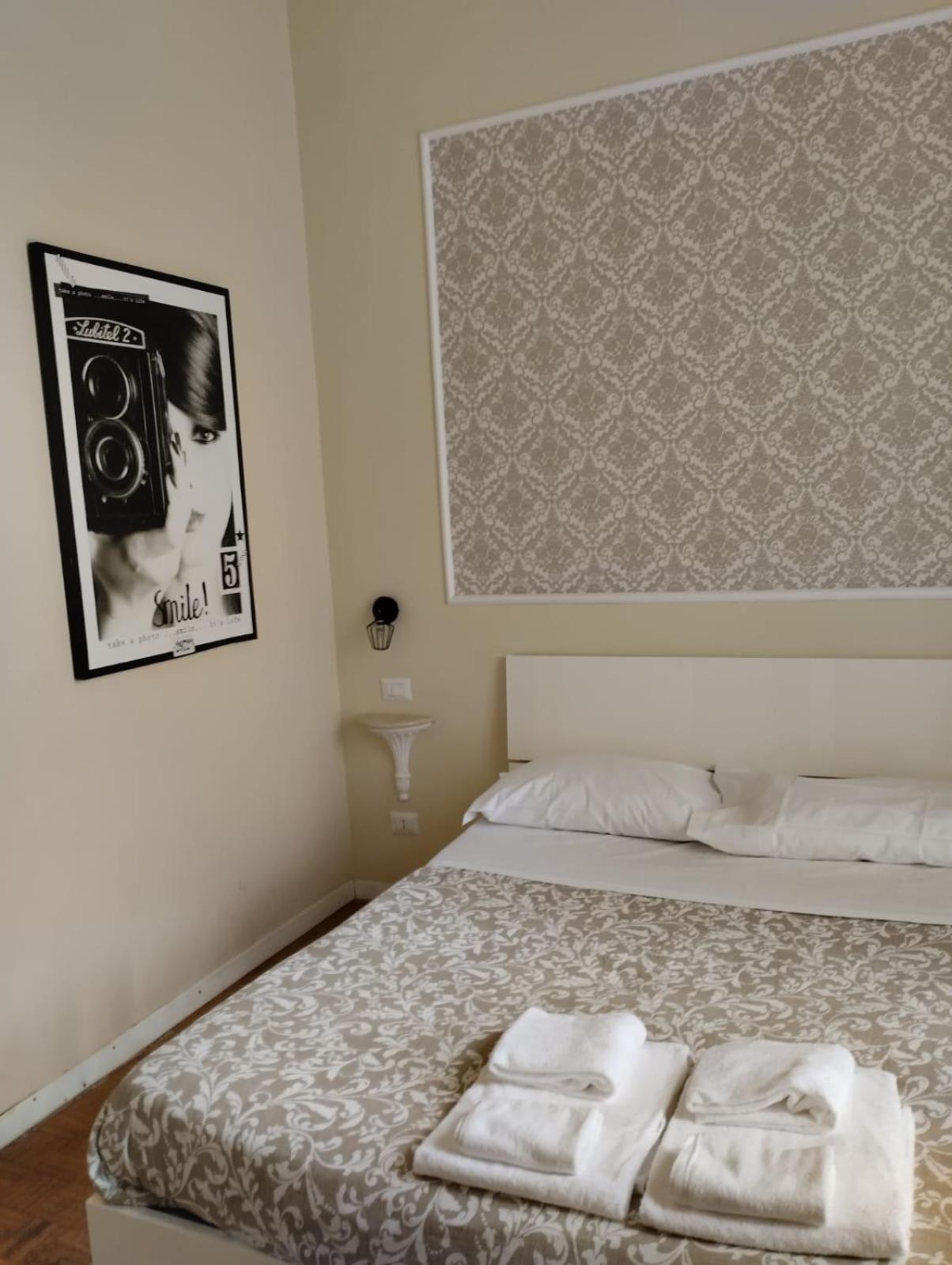 Bed & Breakfast Amedeo Square Naples