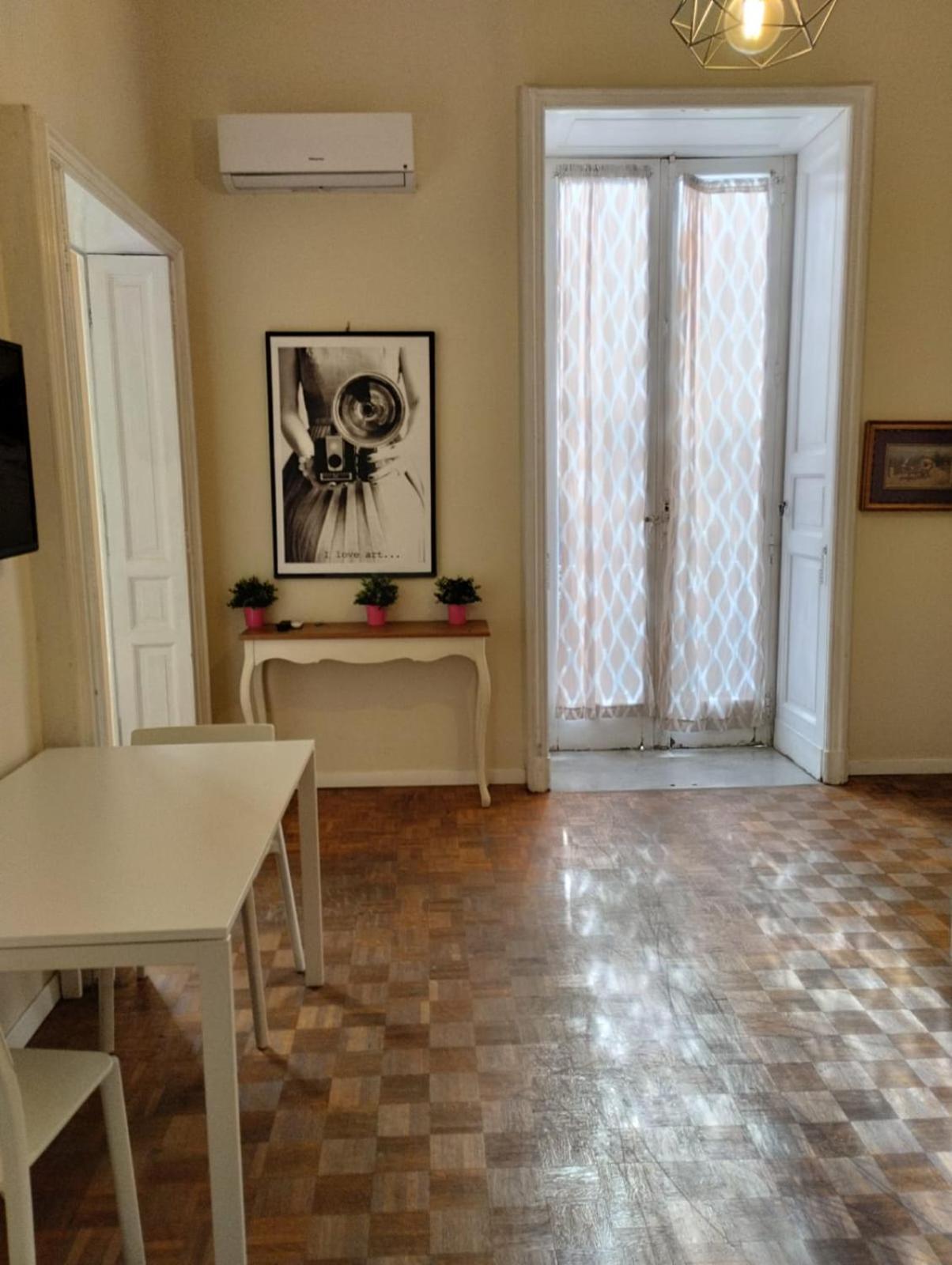 Bed & Breakfast Amedeo Square Naples